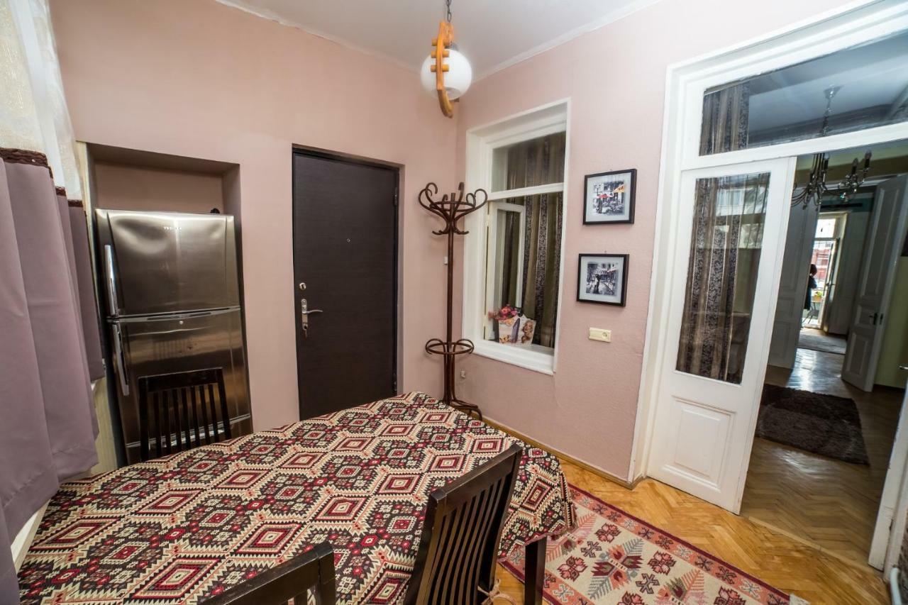 Gold District Apartment Tbilisi Exterior foto